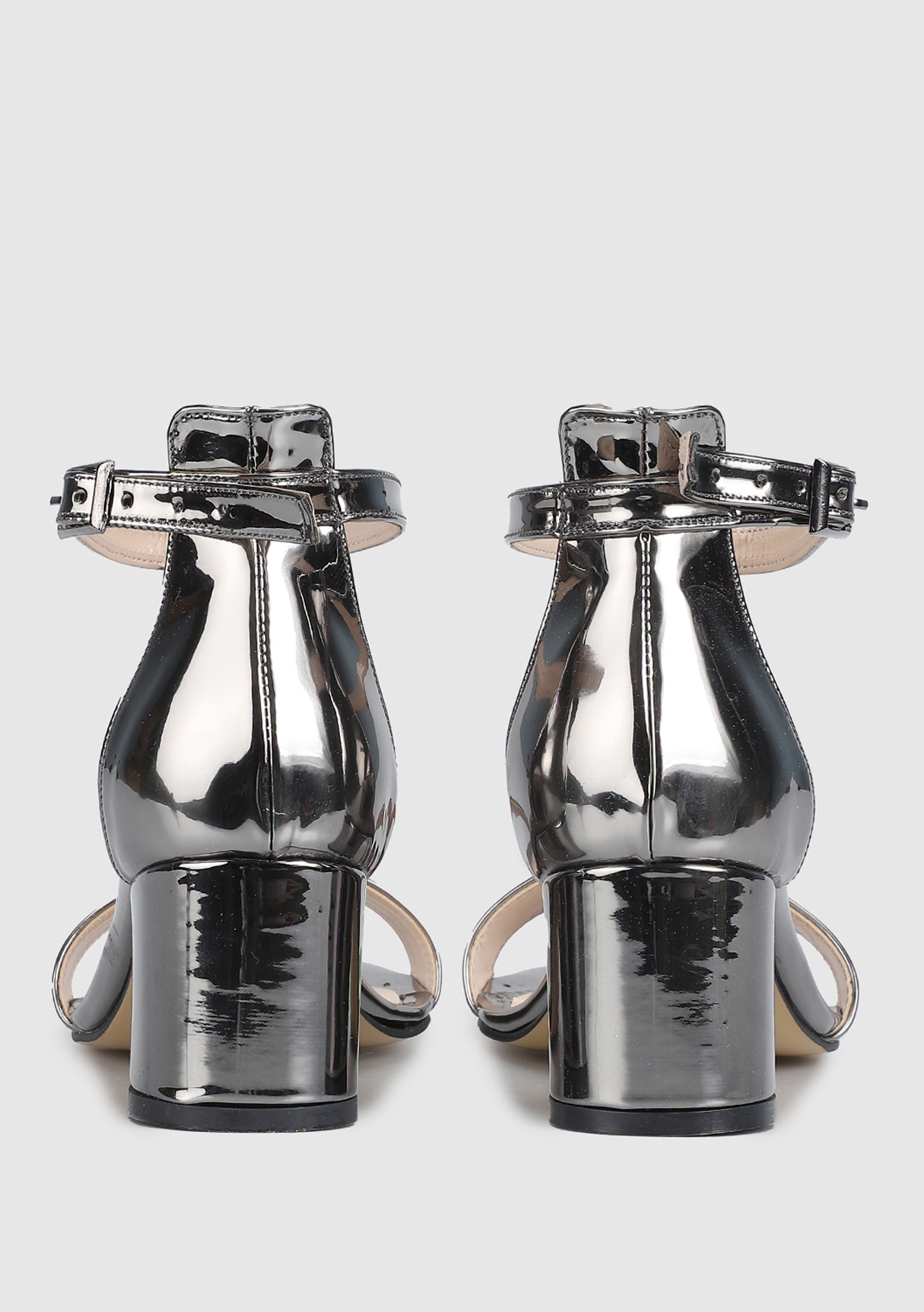 Platin Kadın Topuklu Sandalet