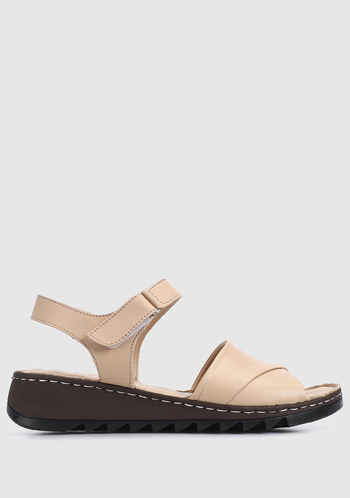 Bej Deri Kadın Konfor Sandalet