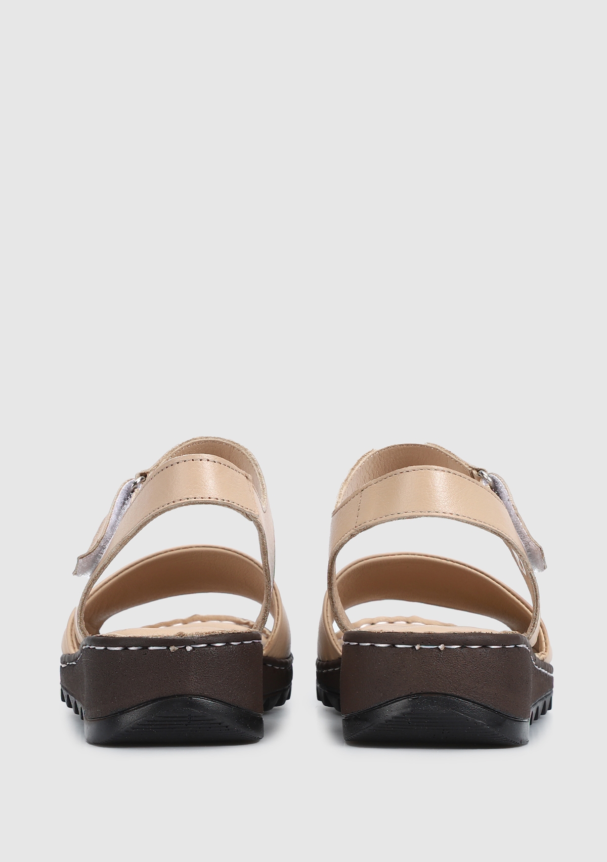 Bej Deri Kadın Konfor Sandalet