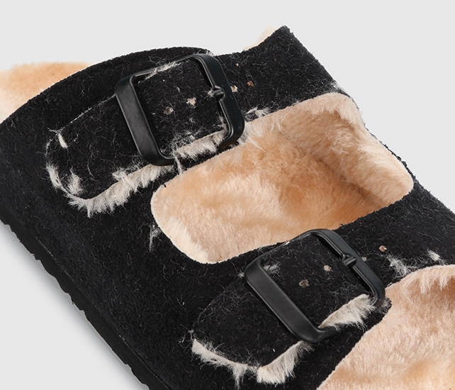 Siyah Kadın Ev Terliği