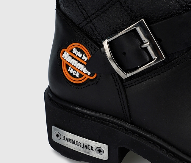 Siyah Deri Kadın Bot