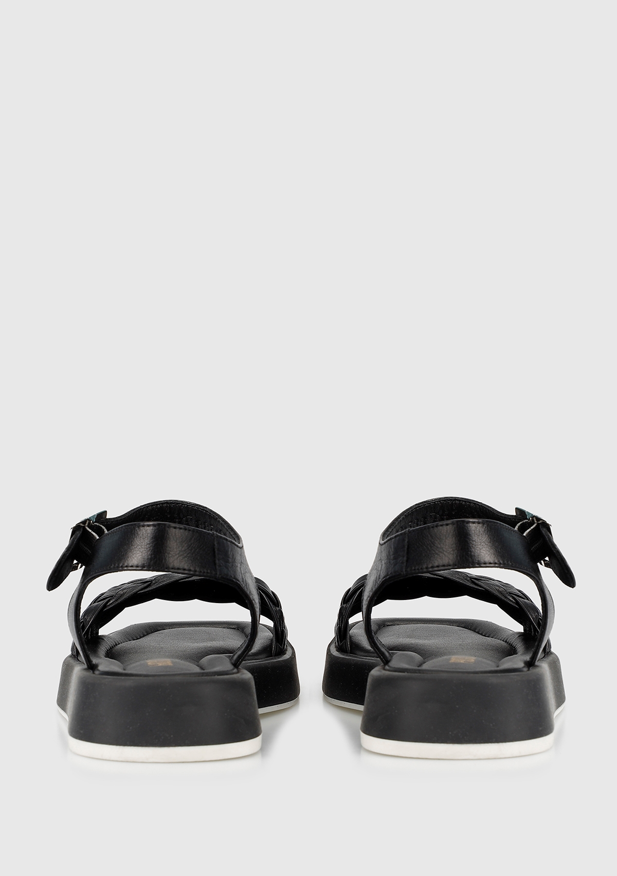 Siyah Deri Kadın Düz Sandalet