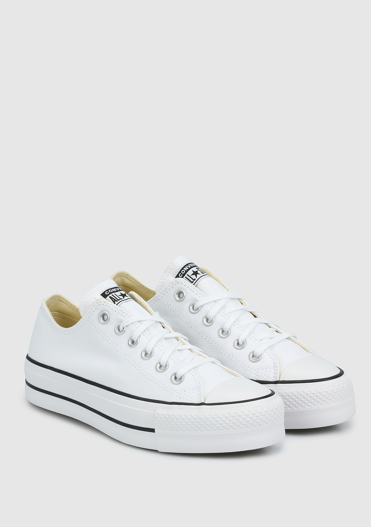 Chuck Taylor All Star Canvas Platform Beyaz Kadın Sneaker 560251C 
