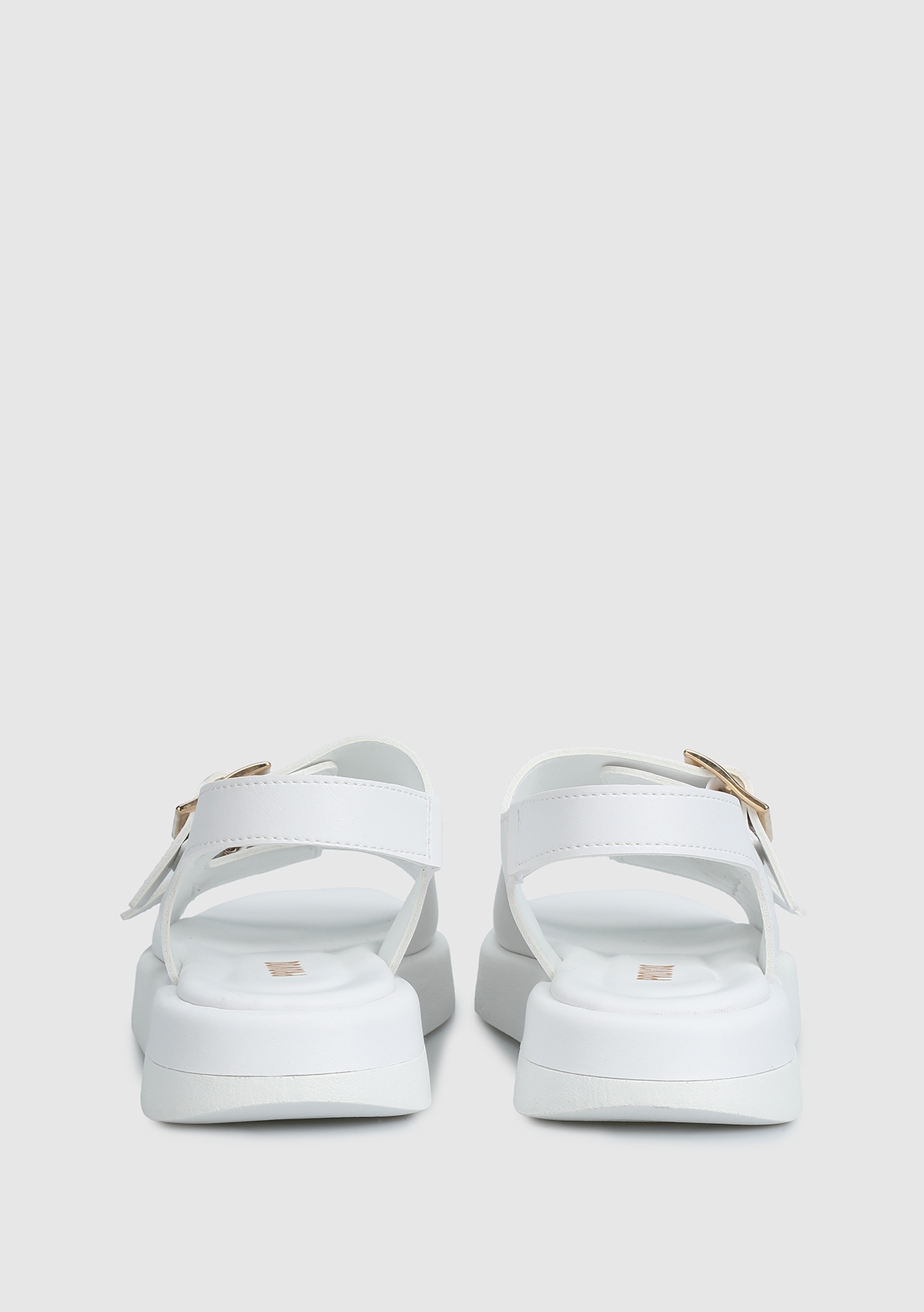 Beyaz Kadın Düz Sandalet