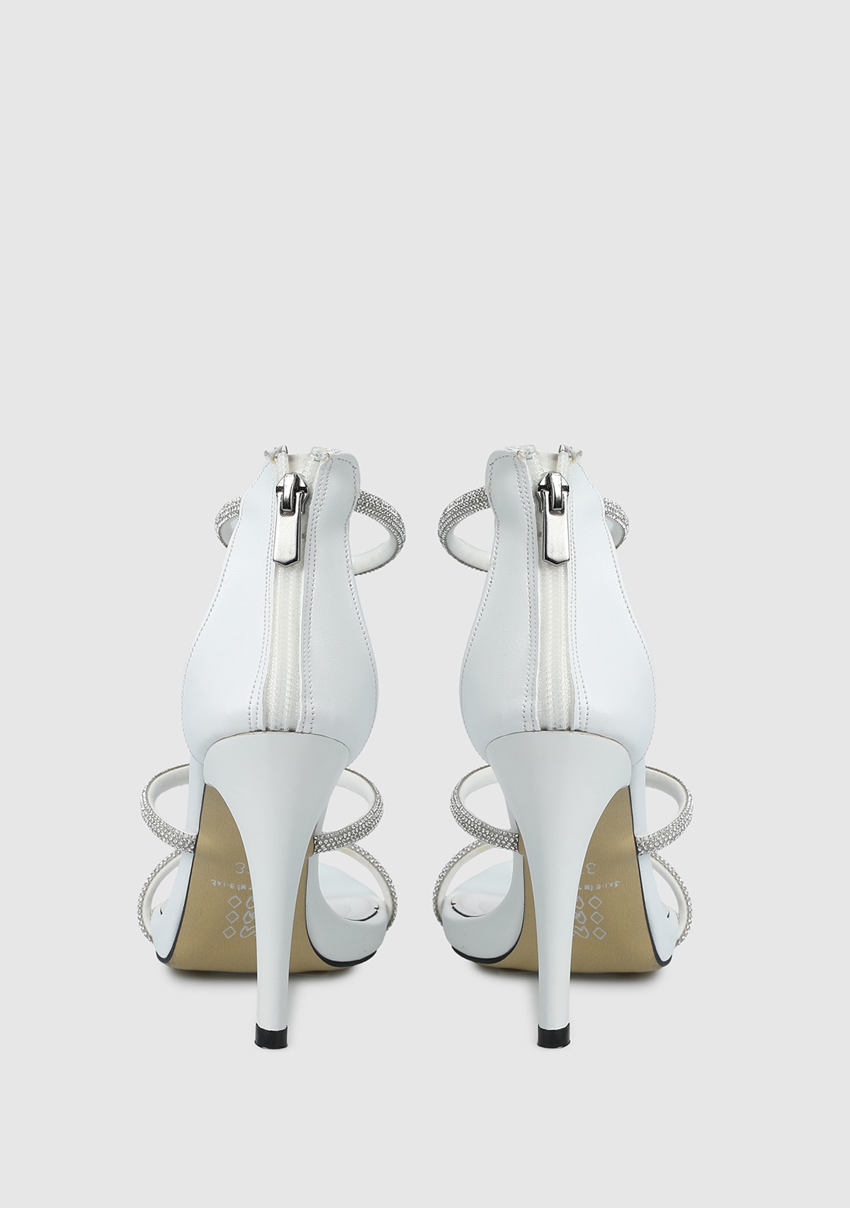 Beyaz Kadın Topuklu Sandalet