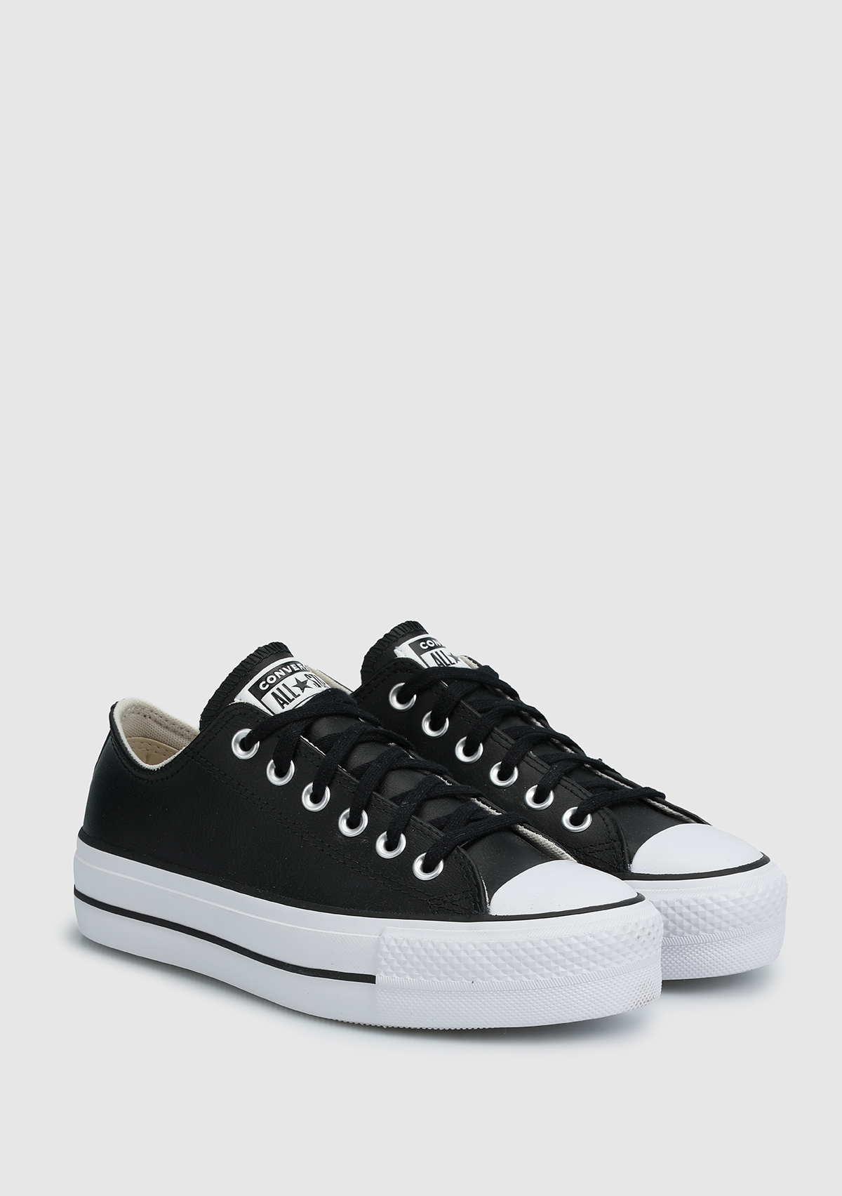 Chuck Taylor All Star Leather Platform Siyah Kadın Sneaker 561681C