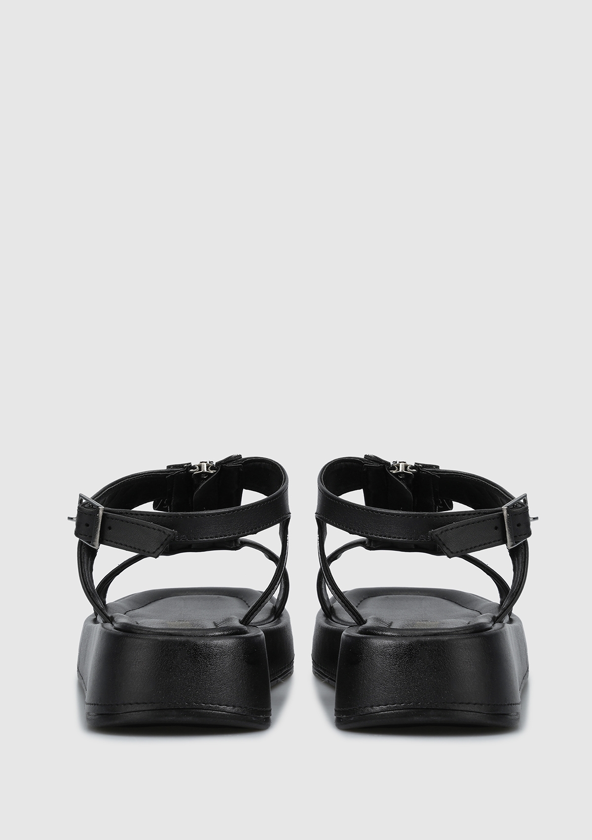 Siyah Kadın Düz Sandalet