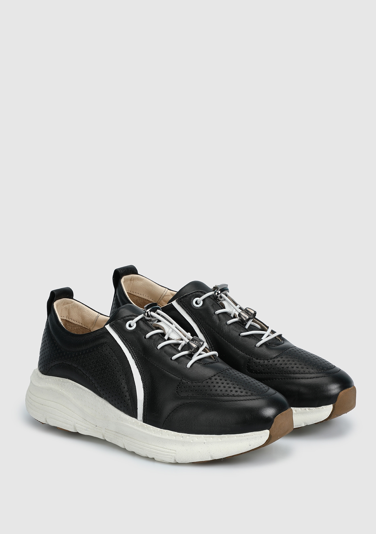 Siyah Deri Kadın Sneaker