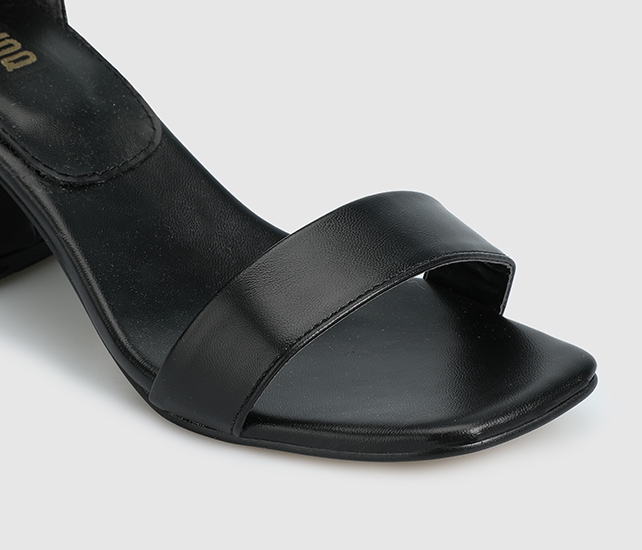 Siyah Kadın Topuklu Sandalet