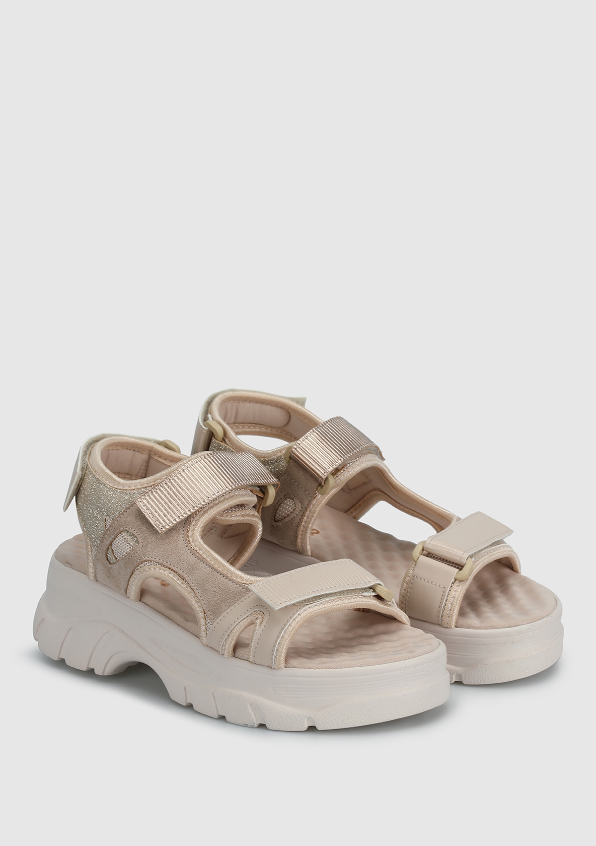 Bej Kadın Düz Sandalet