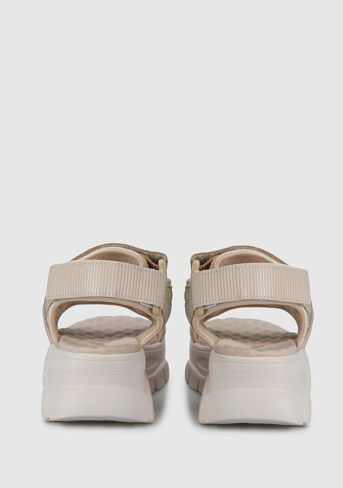 Bej Kadın Düz Sandalet