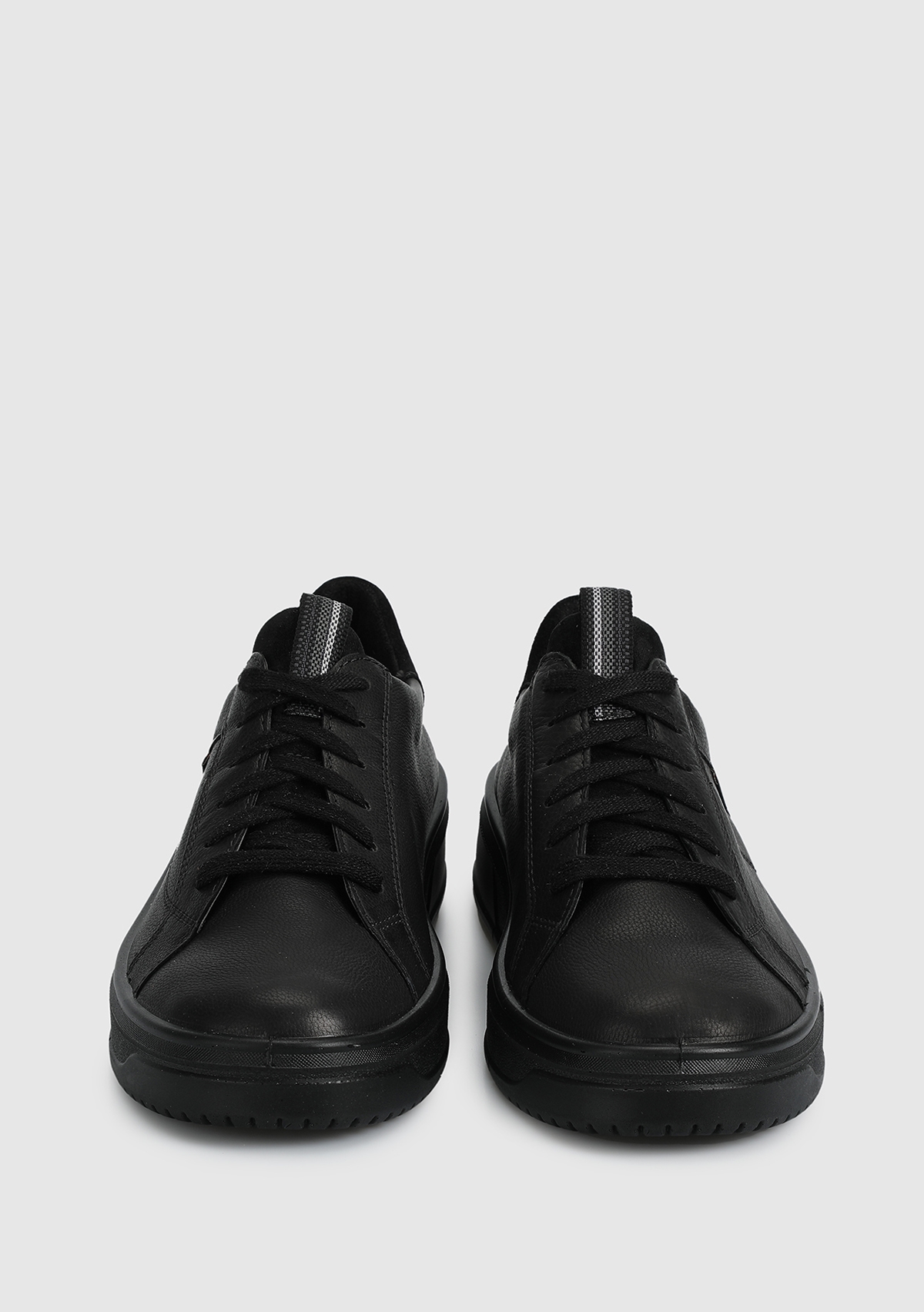Siyah Deri Kadın Sneaker