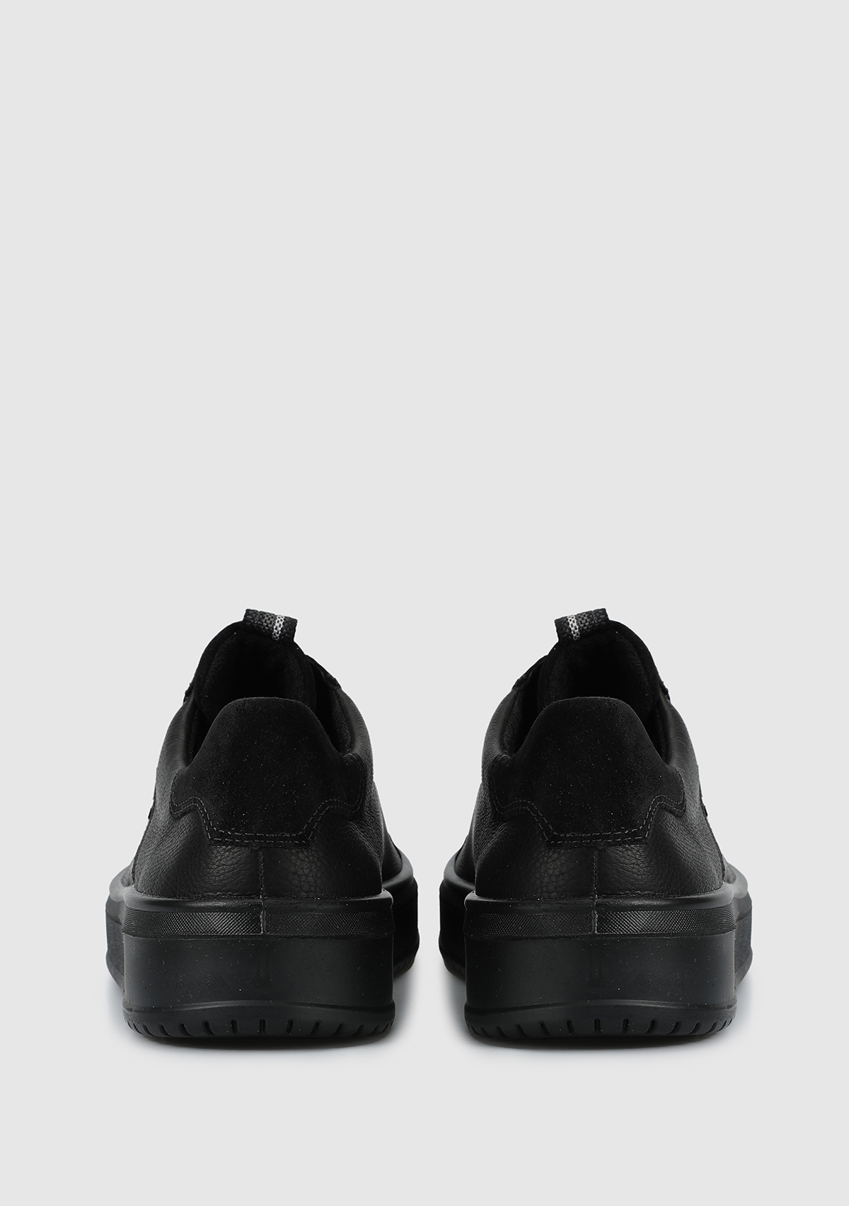 Siyah Deri Kadın Sneaker