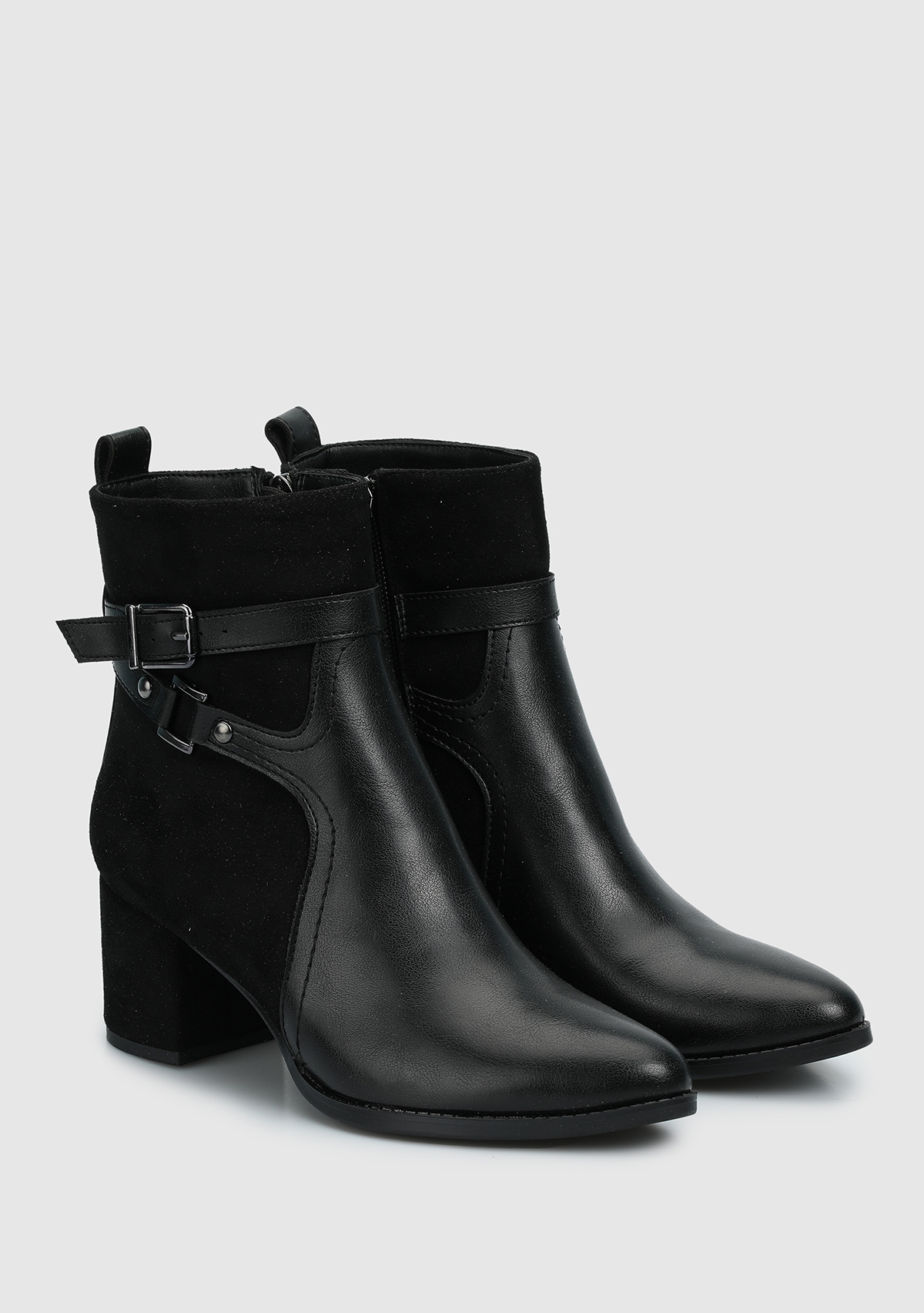 Siyah Kadın Bot