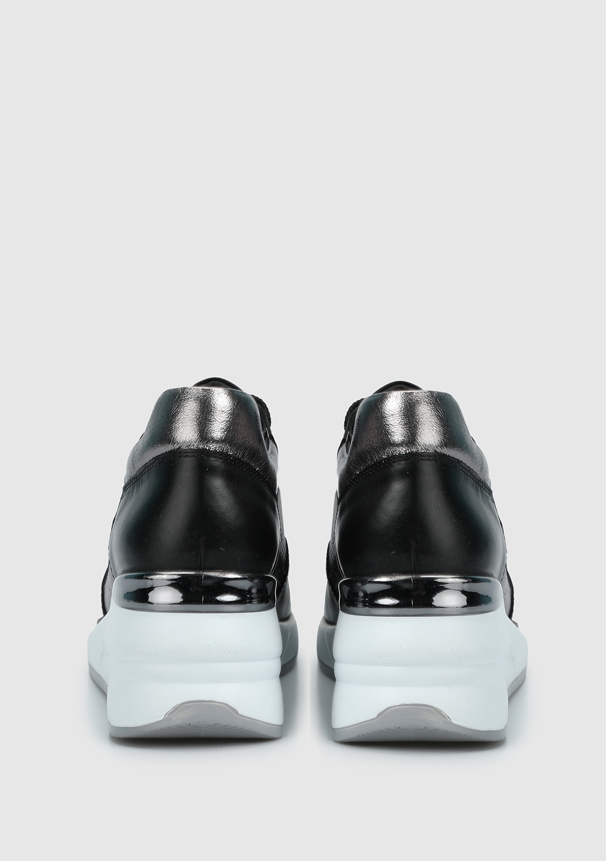 Siyah Deri Kadın Sneaker