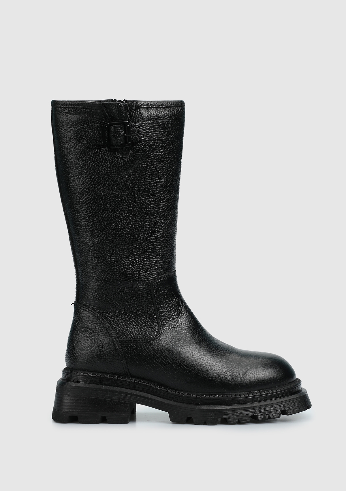 Janet Siyah Deri Kadın Bot