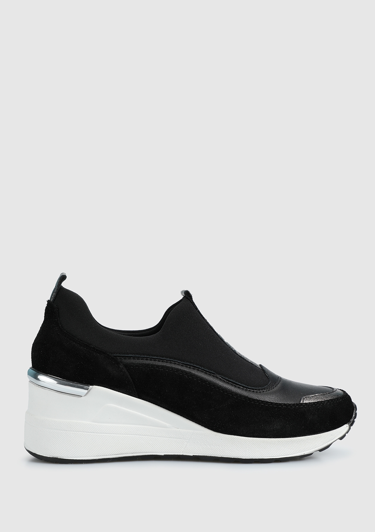 Siyah Deri Kadın Sneaker