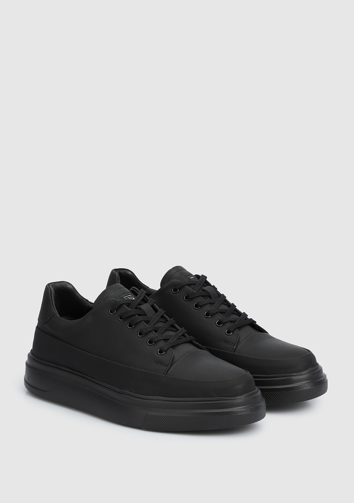 Siyah Deri Erkek Sneaker