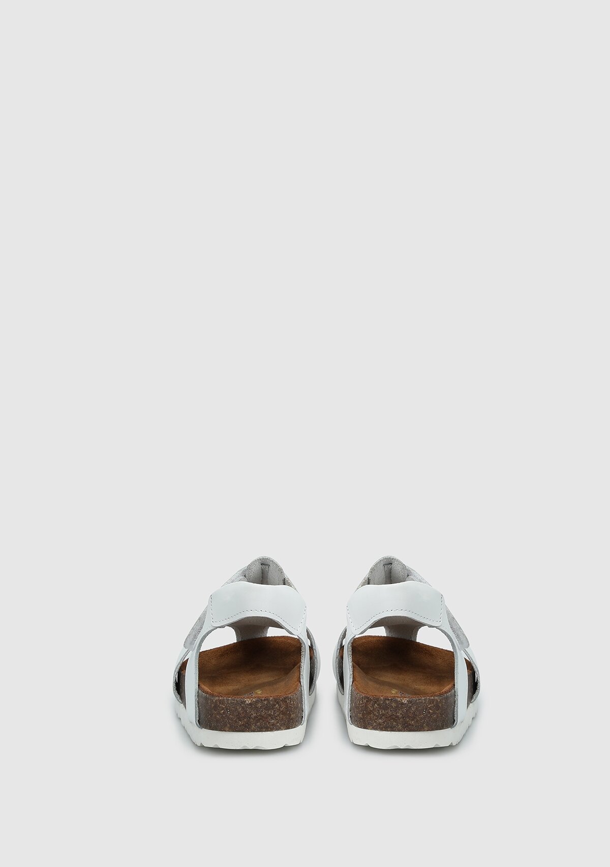 Beyaz Deri Erkek Çocuk Düz Sandalet