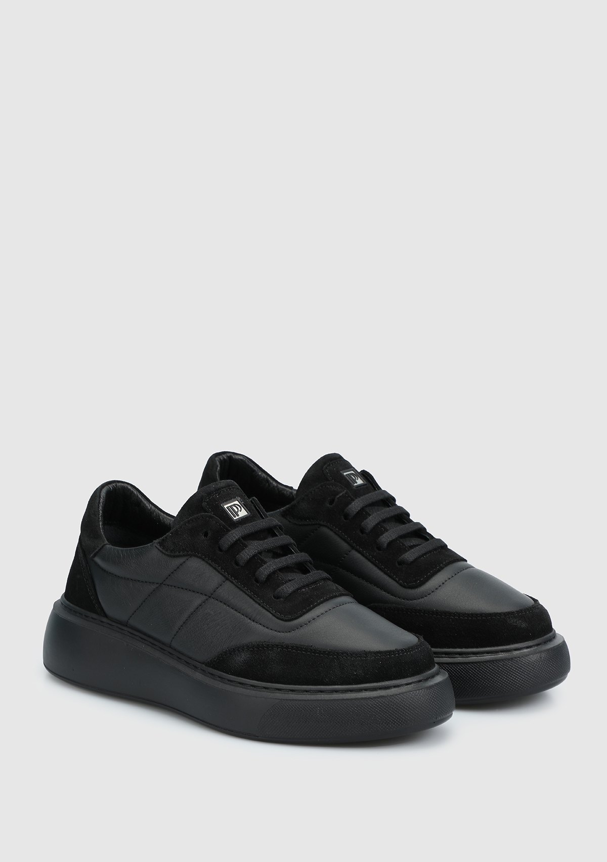 Siyah Deri Kadın Sneaker