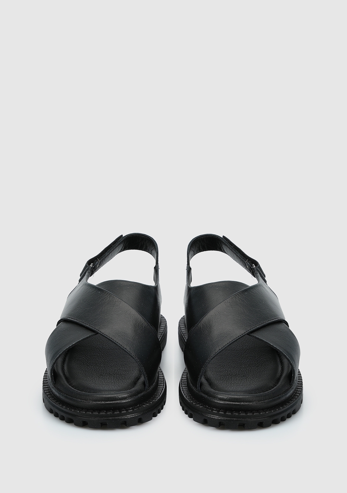 Siyah Deri Kadın Düz Sandalet