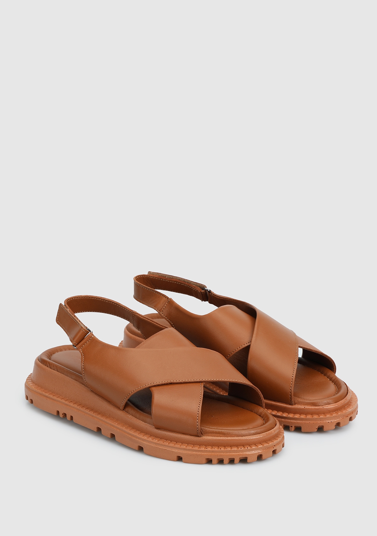 Taba Deri Kadın Düz Sandalet