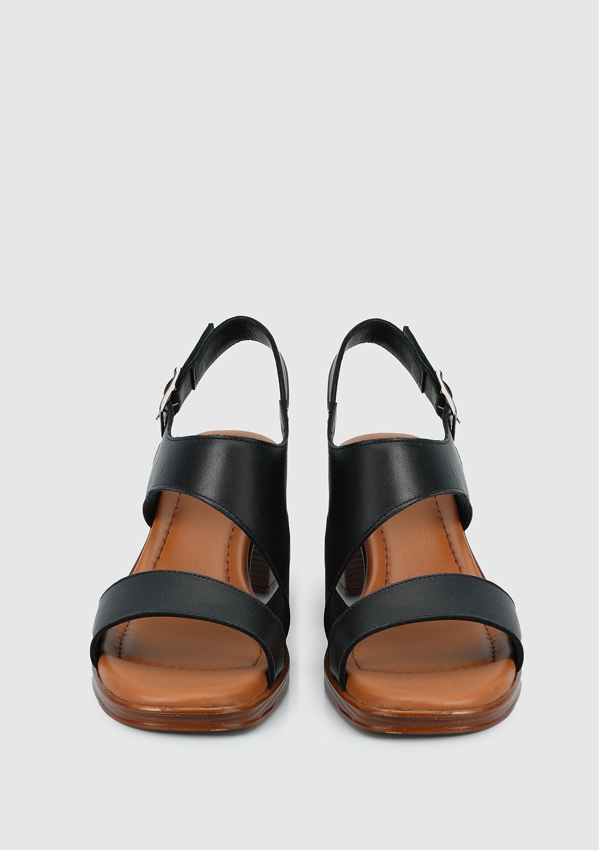 Siyah Deri Kadın Topuklu Sandalet