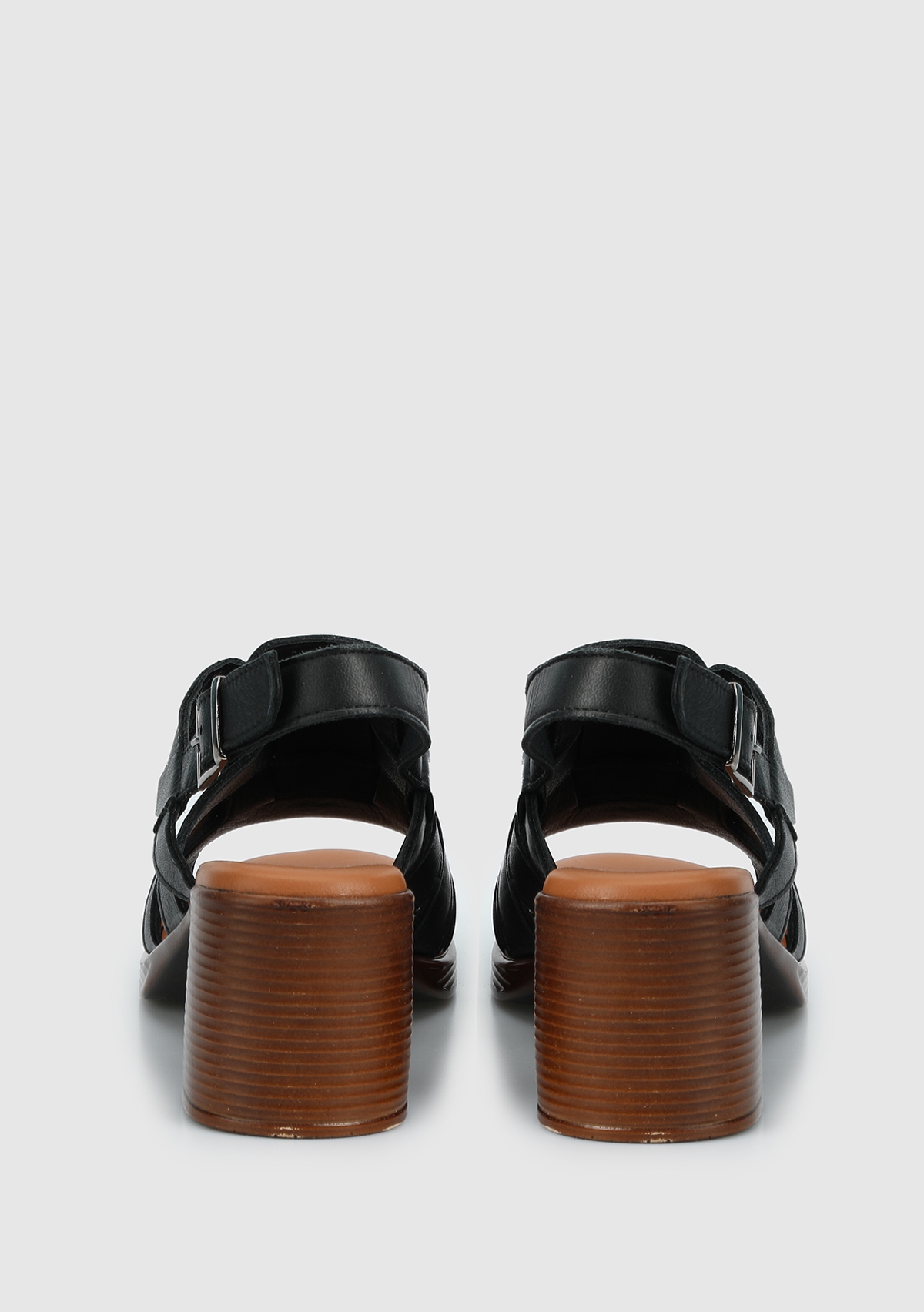 Siyah Deri Kadın Topuklu Sandalet