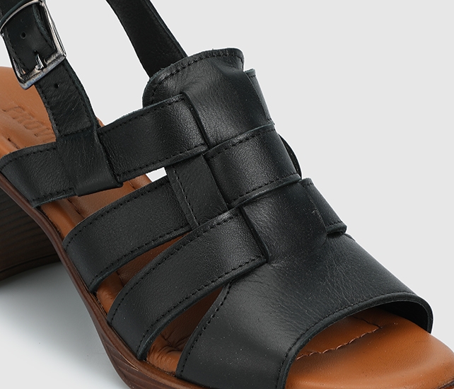 Siyah Deri Kadın Topuklu Sandalet