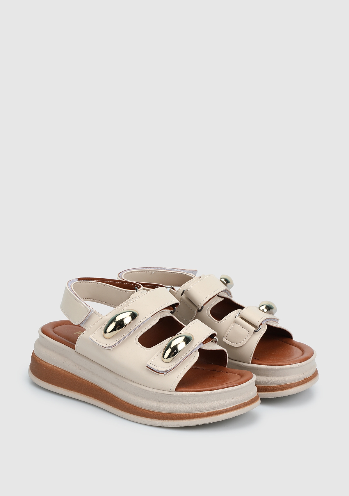 Bej Kadın Düz Sandalet