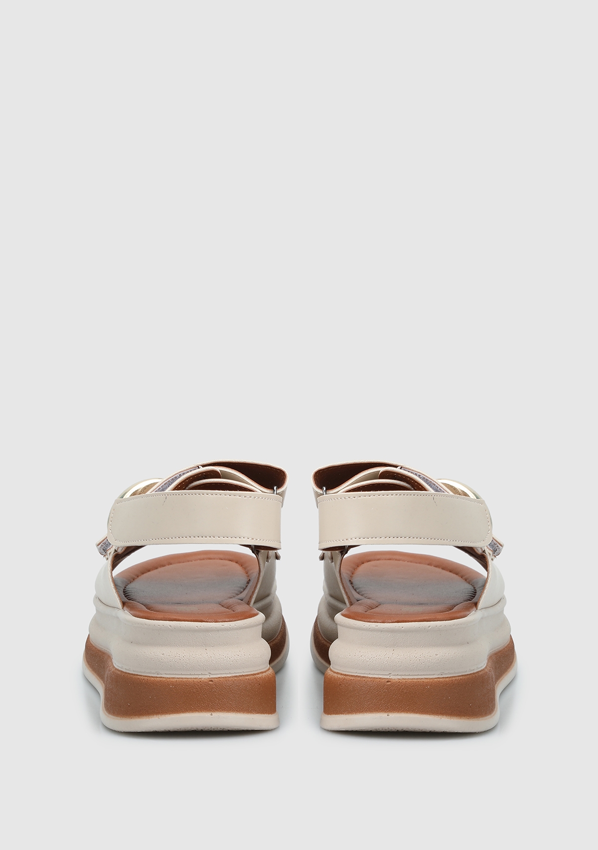 Bej Kadın Düz Sandalet