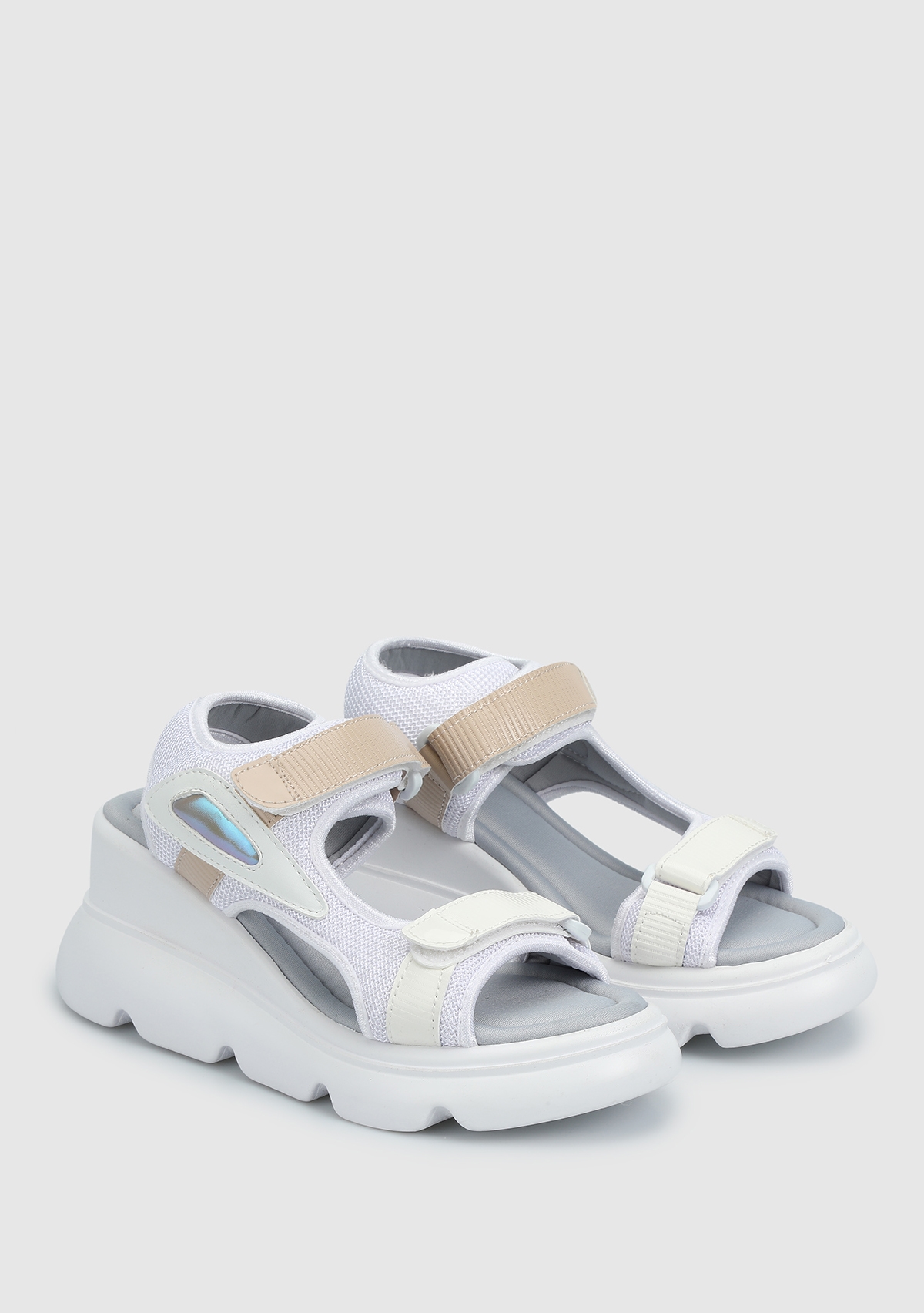 Beyaz Kadın Topuklu Sandalet