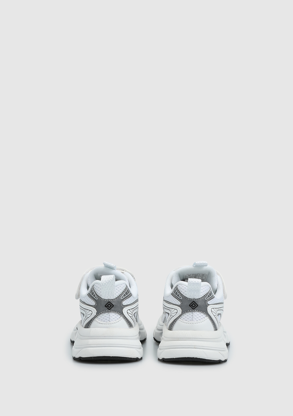 Beyaz-Siyah Erkek Çocuk Sneaker