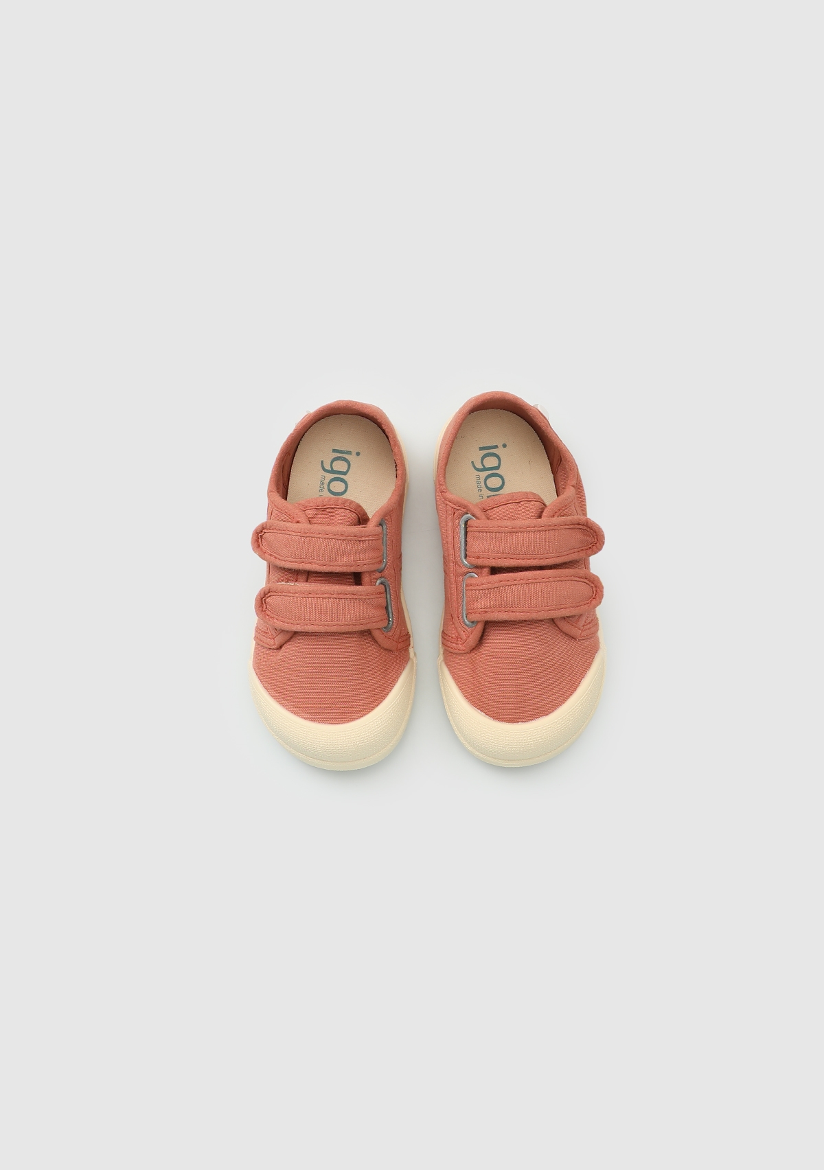 Pembe  Düz Sandalet