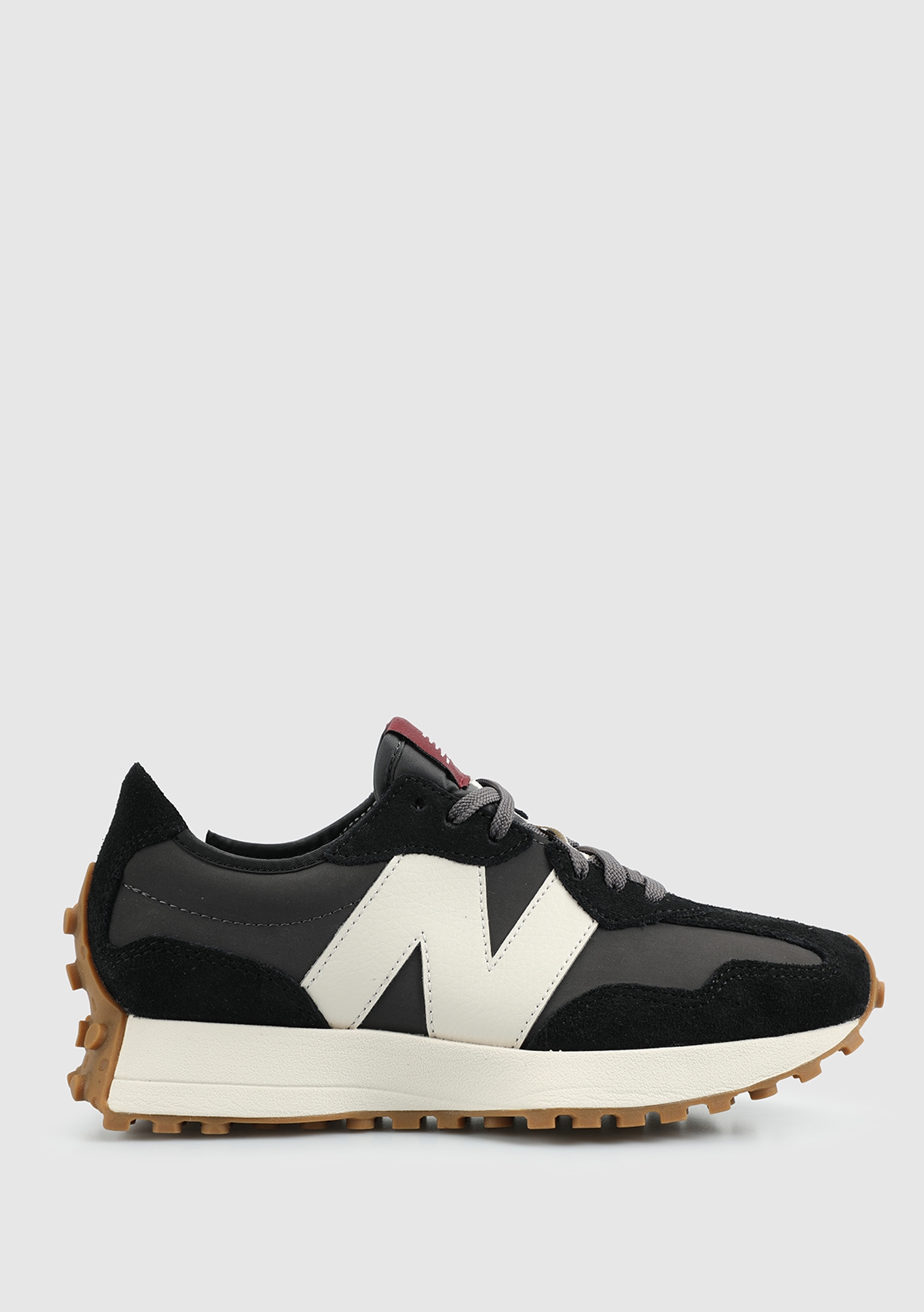 WS327KC NB Lifestyle Womens Shoes