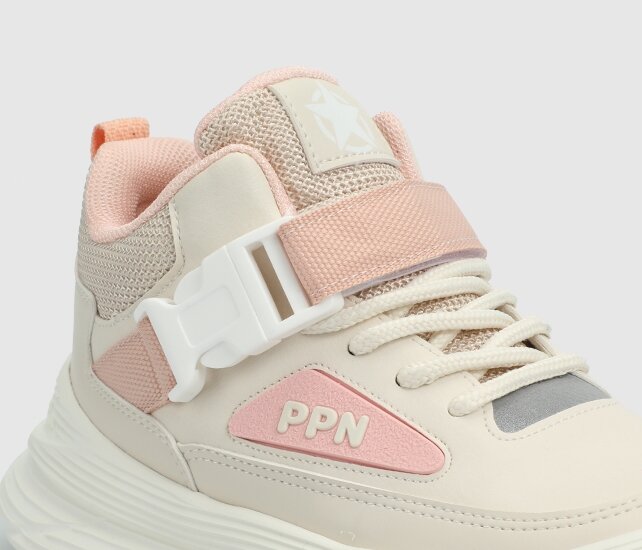 Krem Kız Çocuk Bot