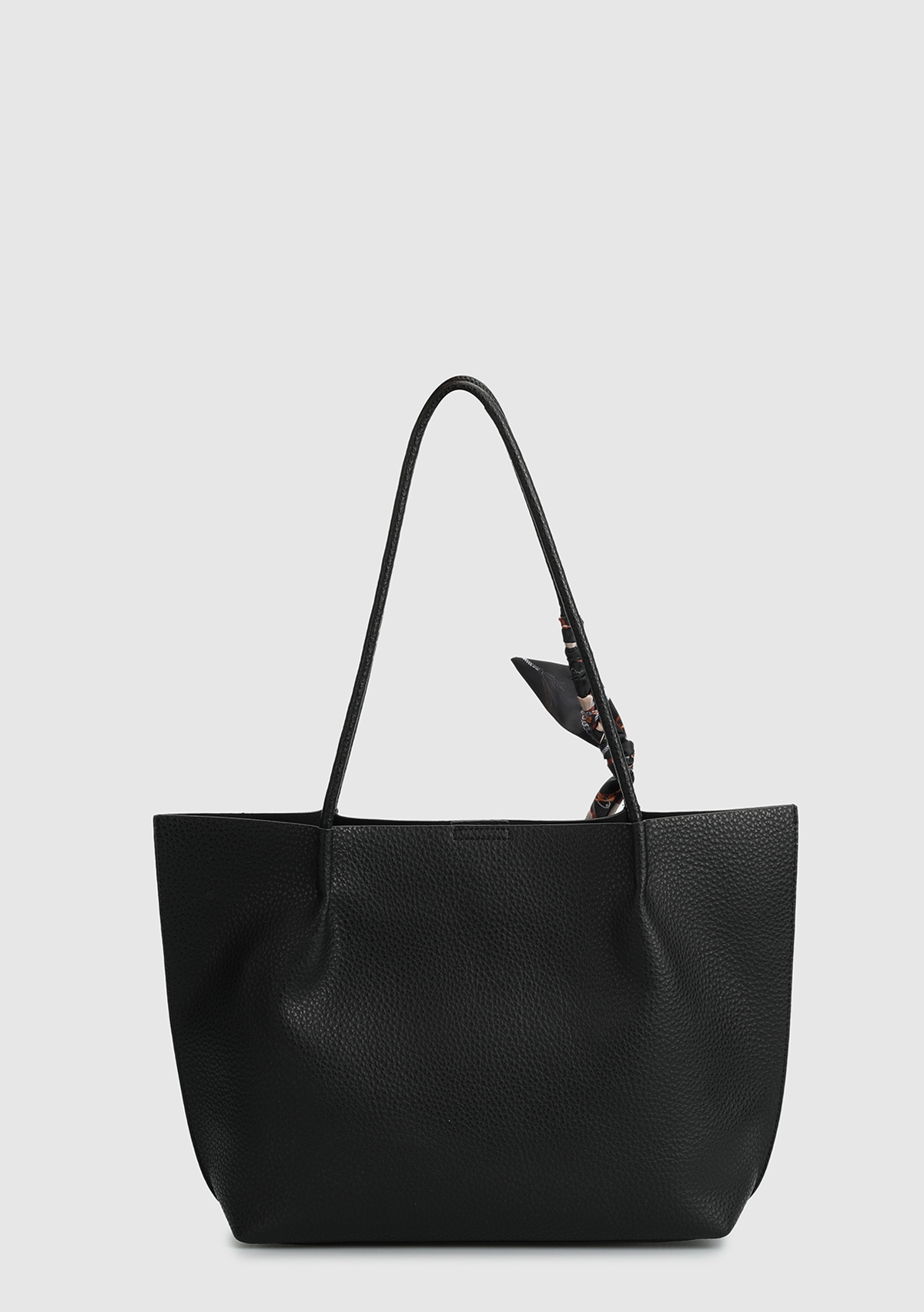 Siyah Kadın Omuz Çantası