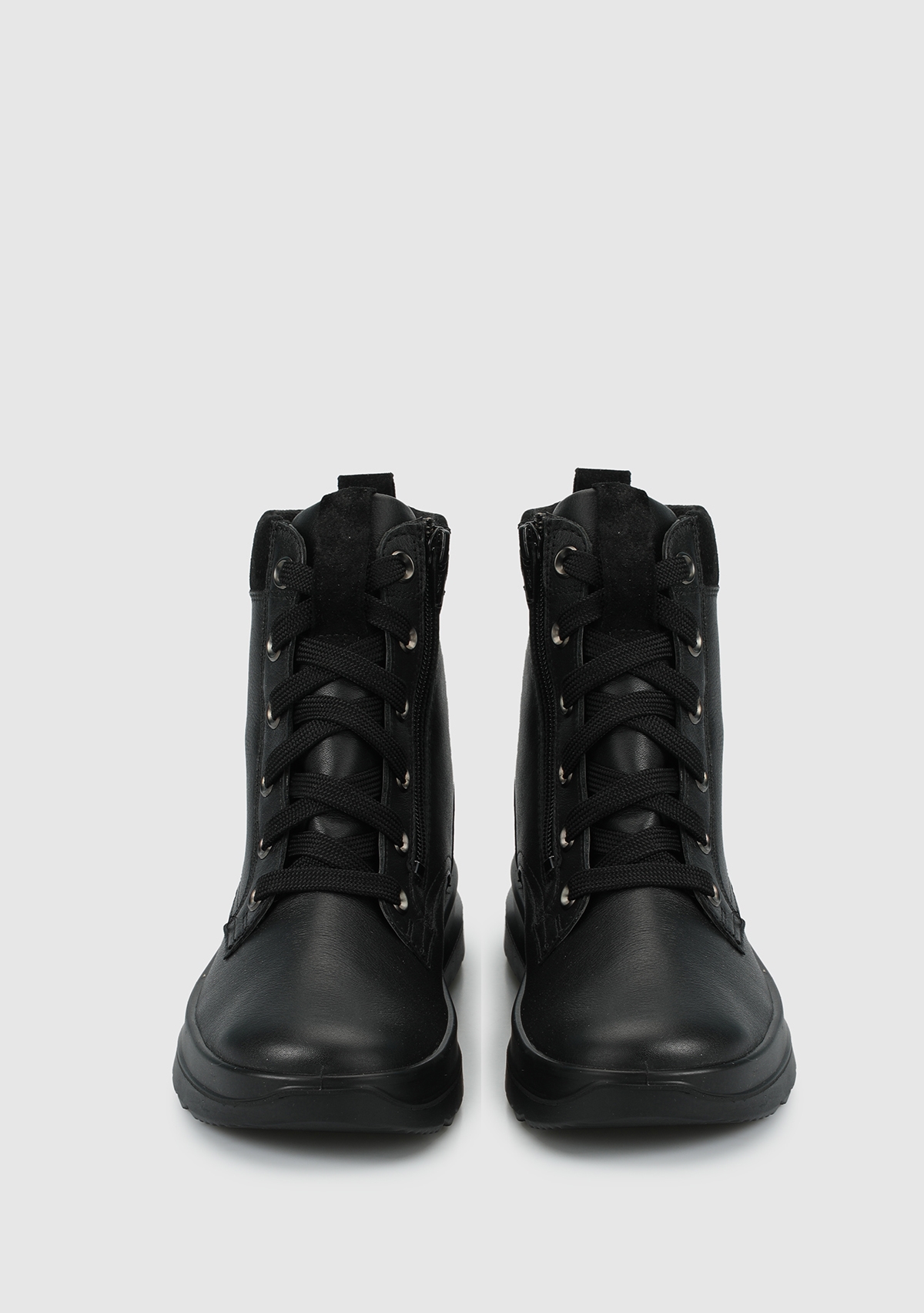 Siyah Deri Kadın Outdoor Bot