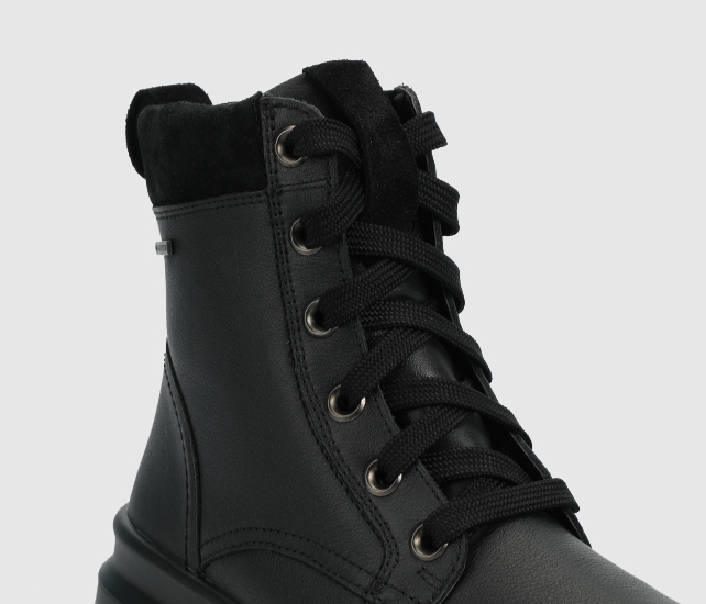 Siyah Deri Kadın Outdoor Bot