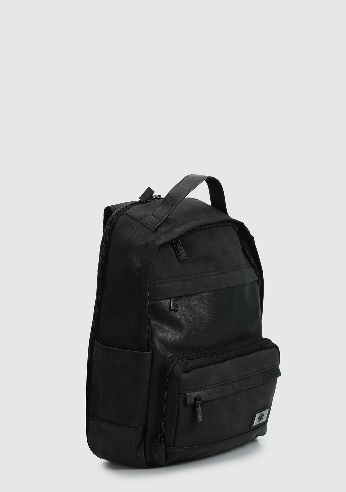 Siyah Erkek Sırt Çantası