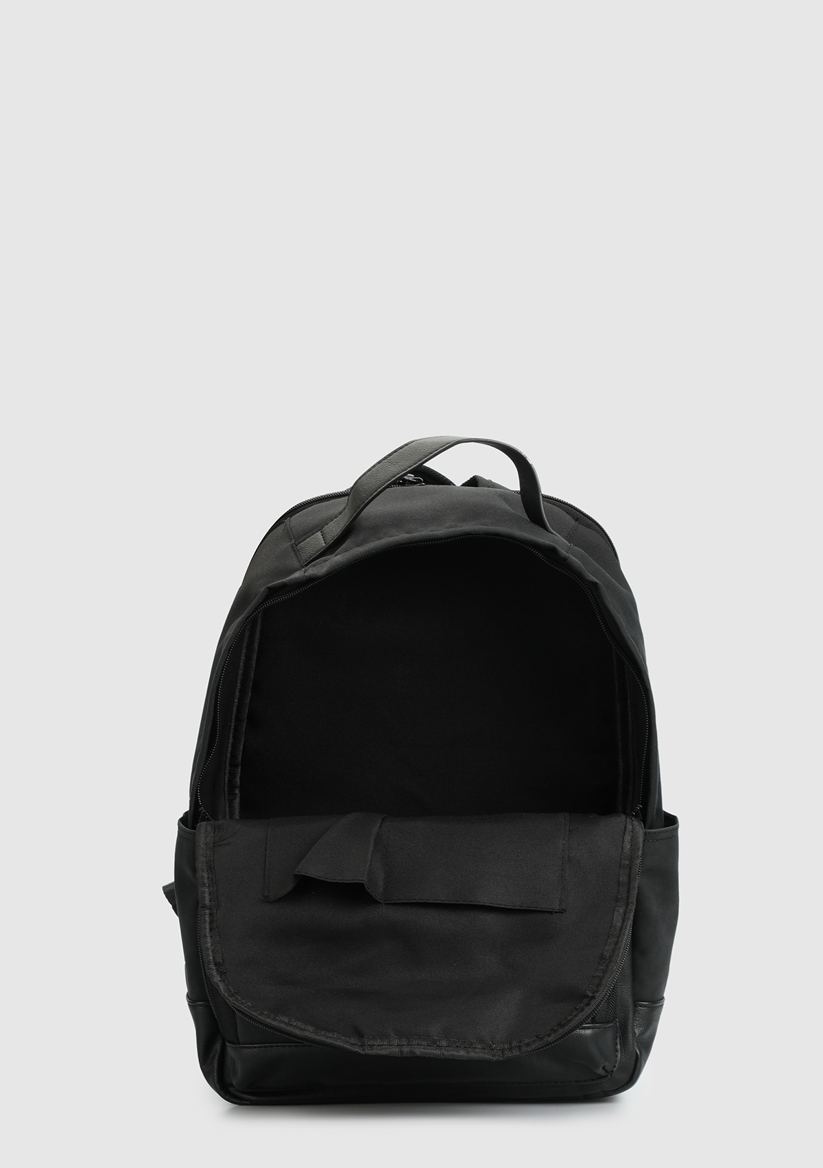 Siyah Erkek Sırt Çantası