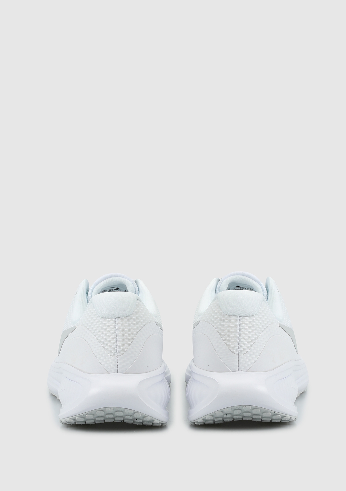 HJ9198-100 NIKE REVOLUTION 8