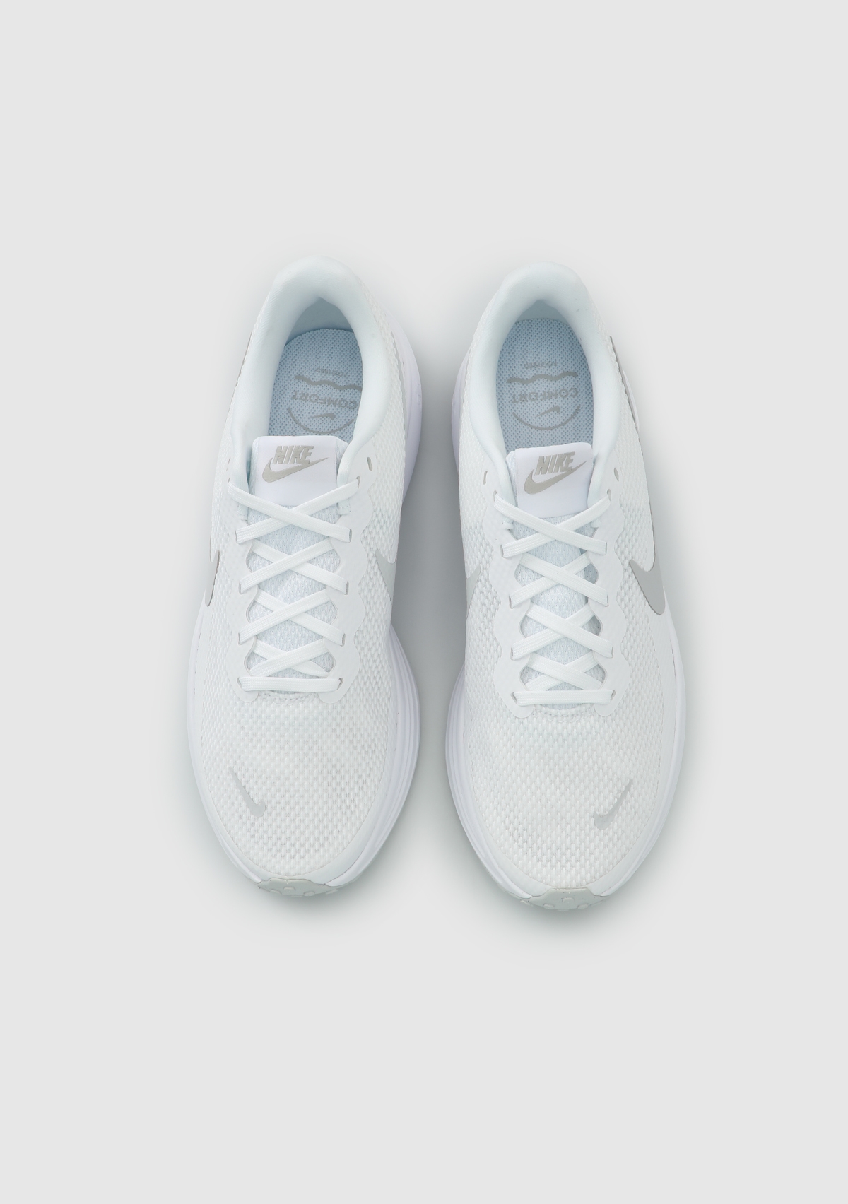 HJ9198-100 NIKE REVOLUTION 8