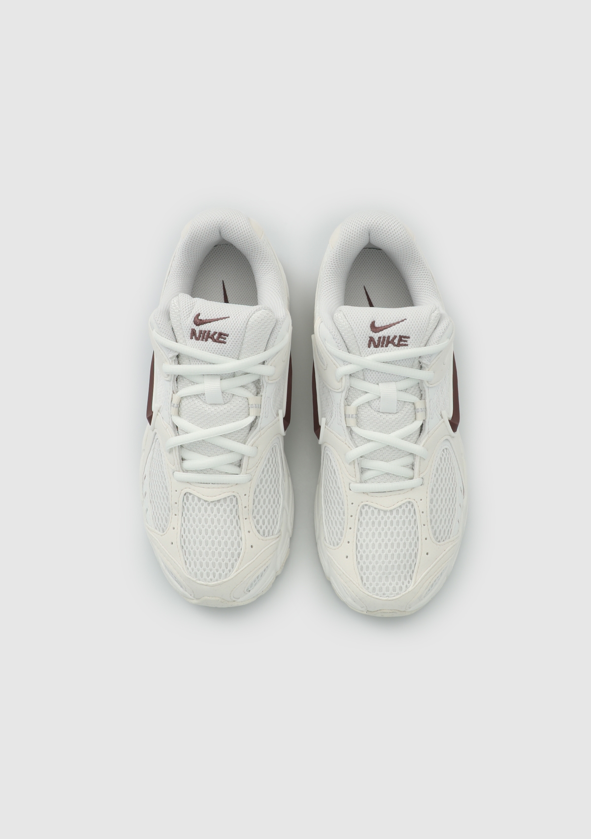 IQ7577-121 W NIKE V5 RNR S