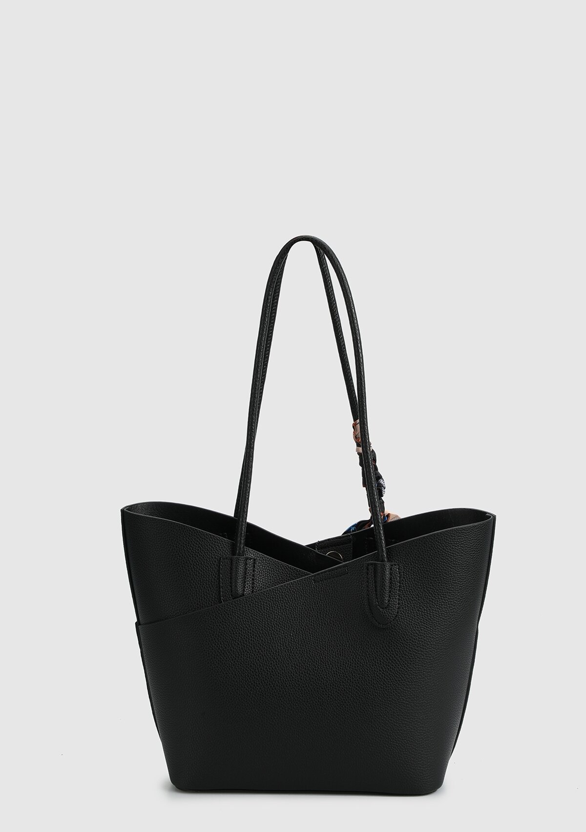 Siyah Kadın Omuz Çantası