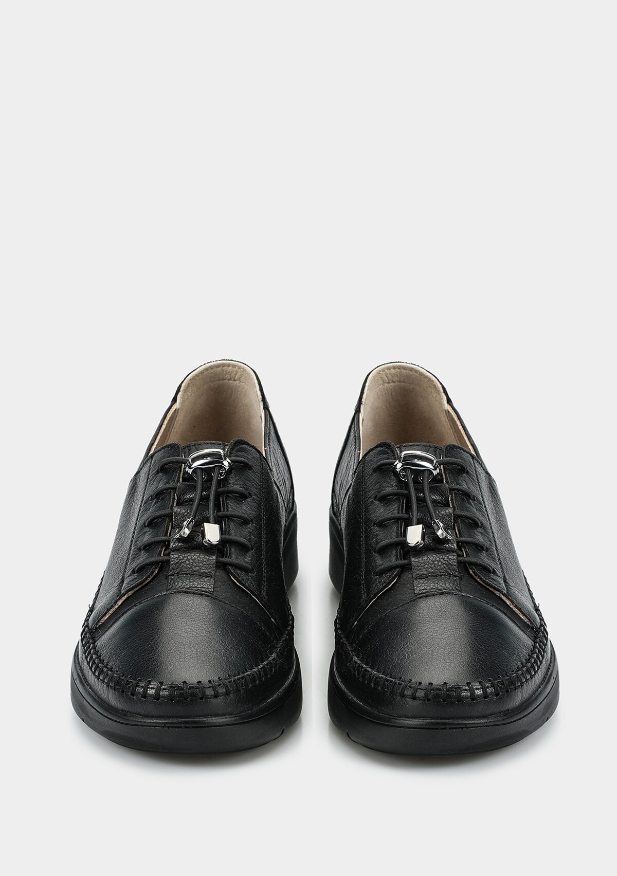 Siyah Deri Kadın Ayakkabı