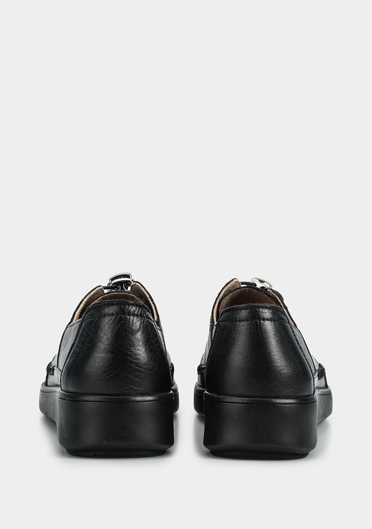 Siyah Deri Kadın Ayakkabı