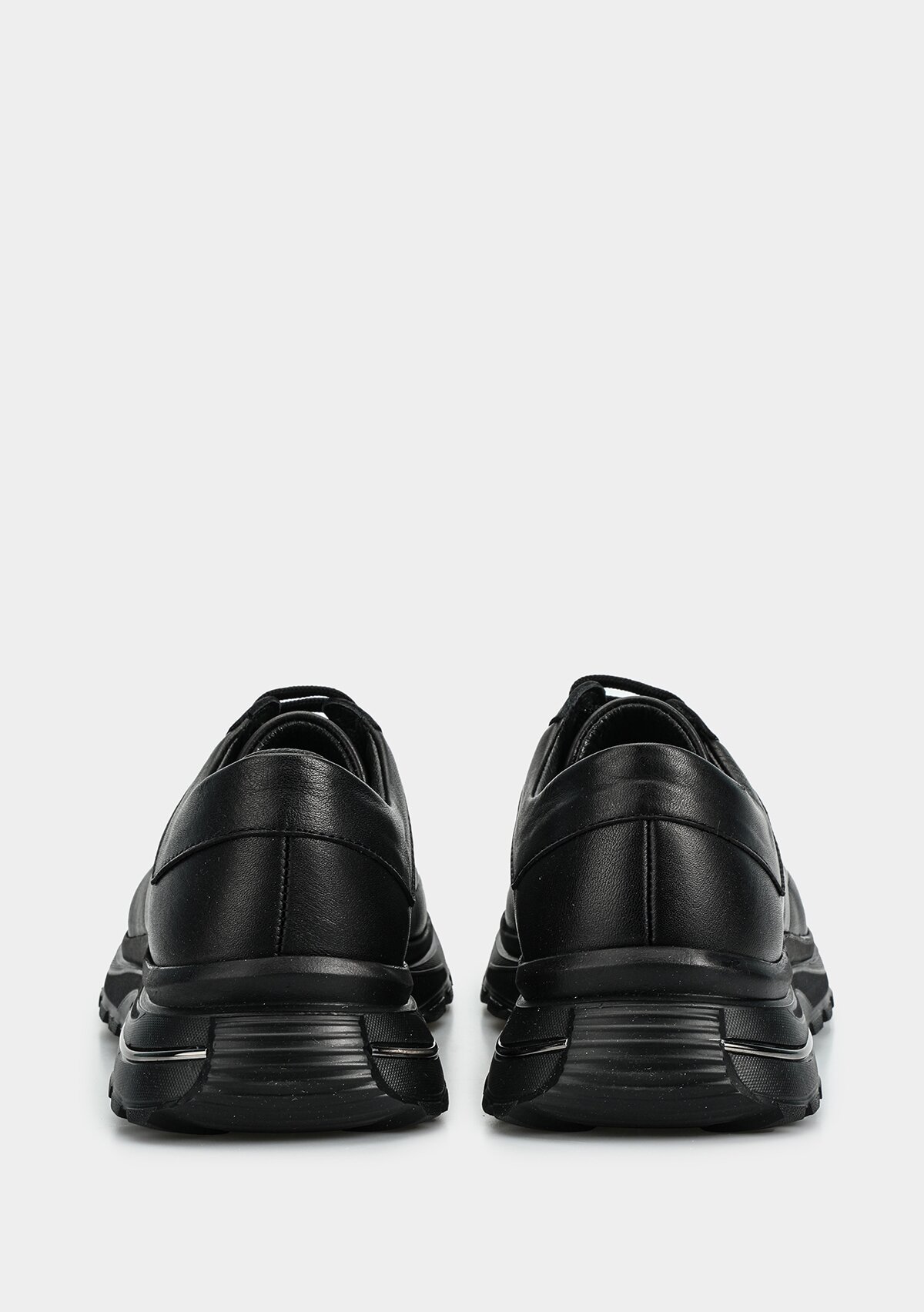 Siyah Deri Kadın Ayakkabı