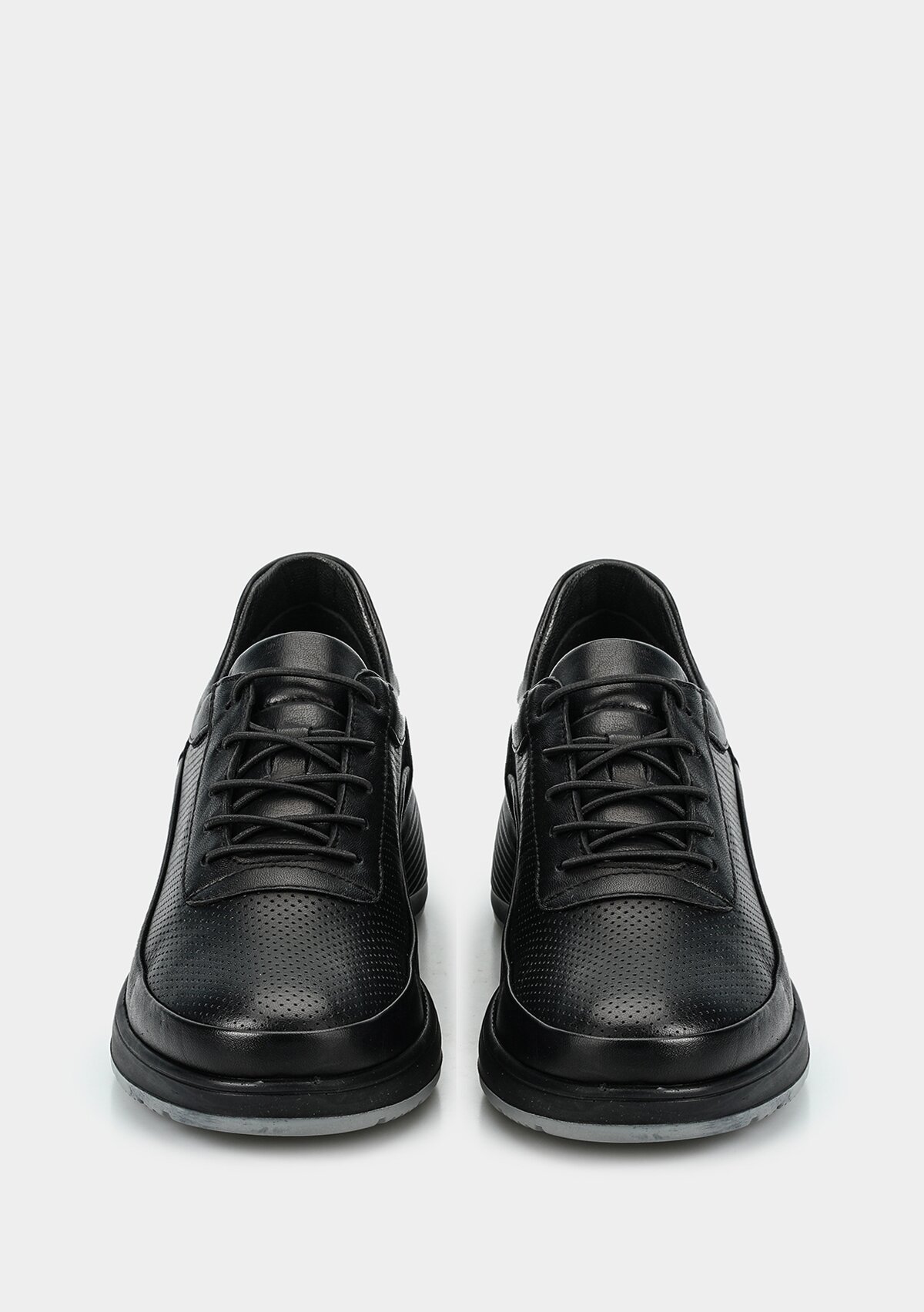 Siyah Deri Kadın Ayakkabı