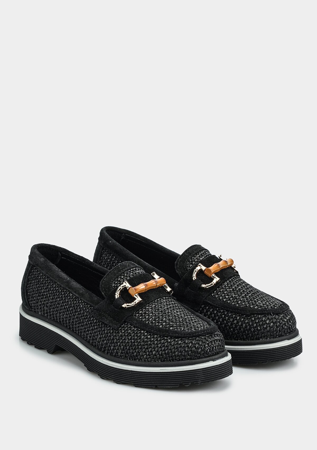 Siyah Deri Kadın Ayakkabı